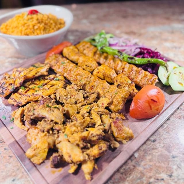 Mixed Chicken for 2 + 1 Pita.